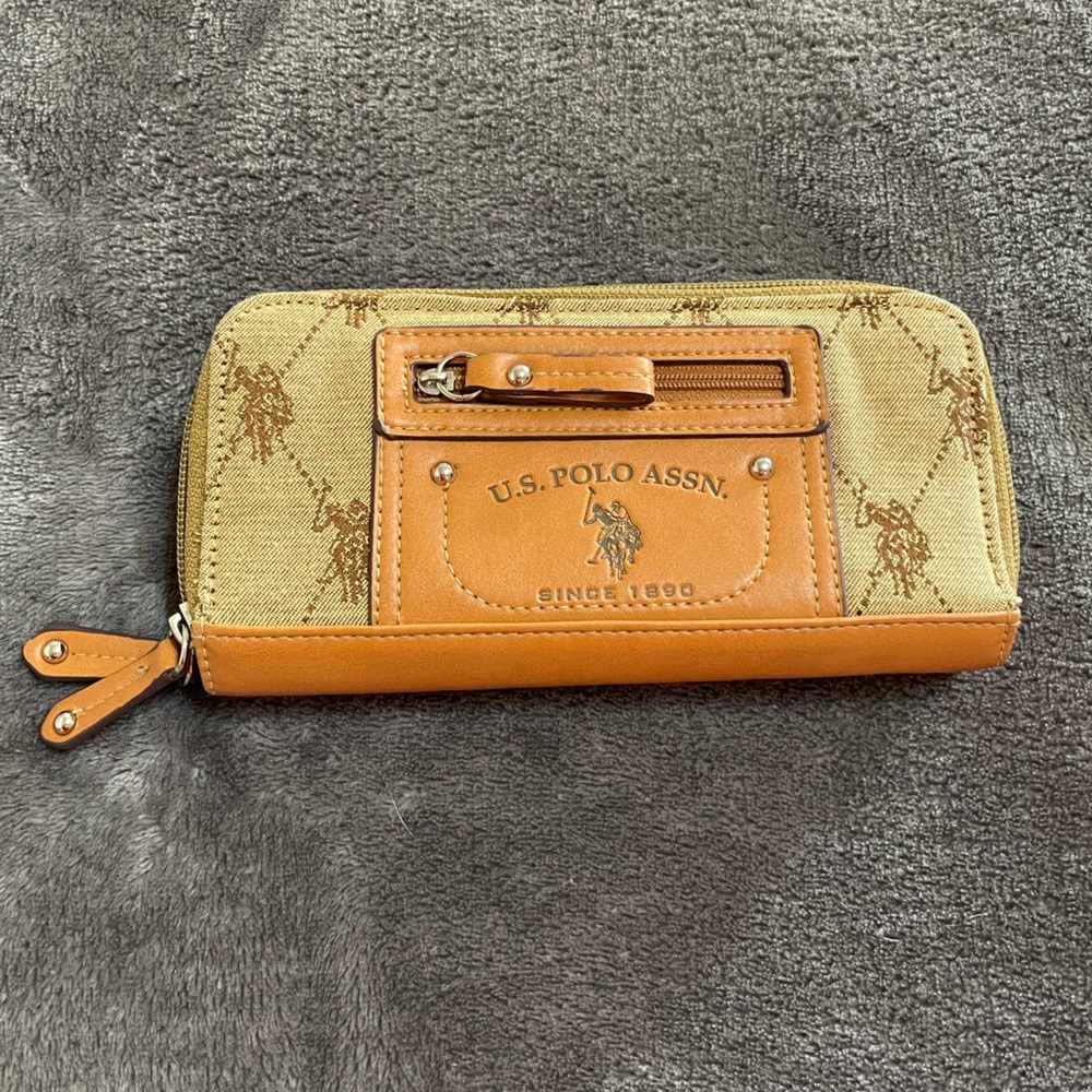 US Polo Assn Tan Wallet Clutch